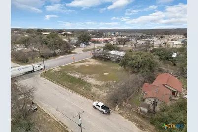 205 Central Texas Expressway, Lampasas, TX 76550 - Photo 3