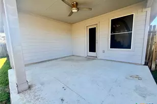 738 Great Oaks Dr, New Braunfels, TX 78130 - Photo 25