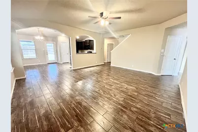 738 Great Oaks Drive, New Braunfels, TX 78130 - Photo 5