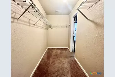 738 Great Oaks Drive, New Braunfels, TX 78130 - Photo 17