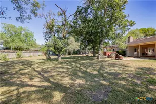 608 Berwick St, Victoria, TX 77904 - Photo 29