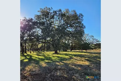 27215 Park Loop Road, New Braunfels, TX 78132 - Photo 3