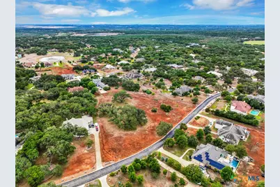 27215 Park Loop Road, New Braunfels, TX 78132 - Photo 13