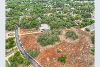 27215 Park Loop Road, New Braunfels, TX 78132 - Photo 11