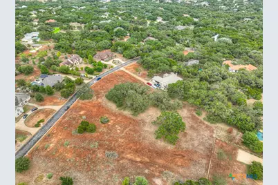 27215 Park Loop Road, New Braunfels, TX 78132 - Photo 9