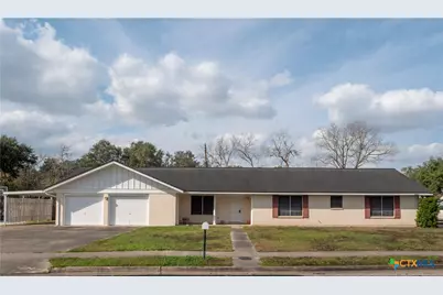 301 Birchwood Drive, Victoria, TX 77901 - Photo 1