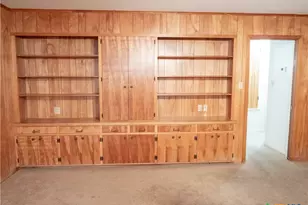 301 Birchwood Dr, Victoria, TX 77901 - Photo 23