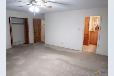 301 Birchwood Drive, Victoria, TX 77901 - Photo 27
