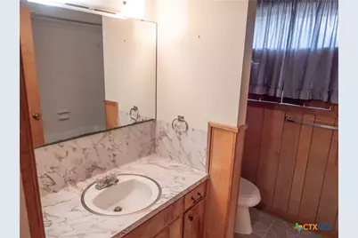 301 Birchwood Drive, Victoria, TX 77901 - Photo 33