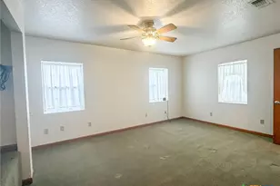 442 Tailwind Dr, Seguin, TX 78155 - Photo 17