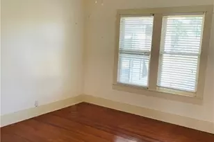 302 W French St, Cuero, TX 77954 - Photo 13