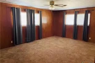 302 W French St, Cuero, TX 77954 - Photo 9