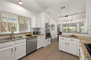 5620 Abilene Trl, Austin, TX 78749 - Photo 9