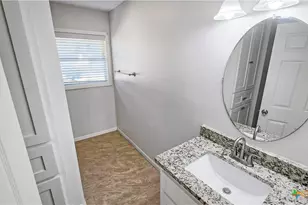 1717 E Mesquite Ln, Victoria, TX 77901 - Photo 19