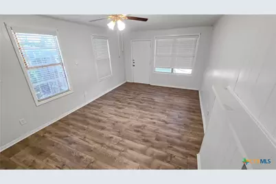 1717 E Mesquite Lane, Victoria, TX 77901 - Photo 13