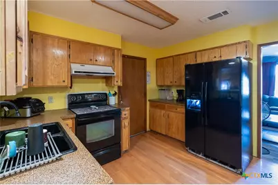 1114 Woodlawn Street, Lockhart, TX 78644 - Photo 7