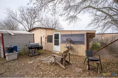 1114 Woodlawn Street, Lockhart, TX 78644 - Photo 19