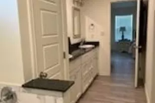 907 E 3rd St, Lampasas, TX 76550 - Photo 13