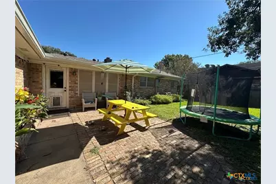 103 Oxford Street, Victoria, TX 77904 - Photo 17