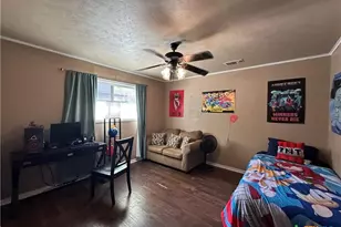 103 Oxford St, Victoria, TX 77904 - Photo 13