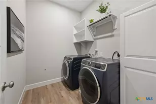 422 Bridle Trl, New Braunfels, TX 78132 - Photo 27