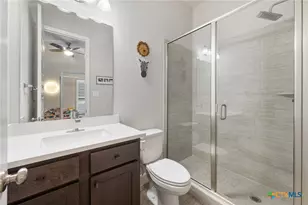 422 Bridle Trl, New Braunfels, TX 78132 - Photo 25