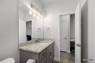 446 W Overlook Dr, Canyon Lake, TX 78133 - Photo 23