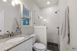 446 W Overlook Dr, Canyon Lake, TX 78133 - Photo 31