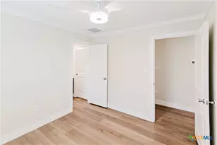 404 Bridge St, Cuero, TX 77954 - Photo 17