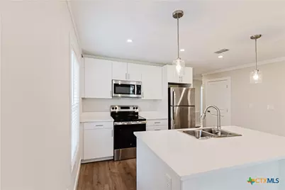 404 Bridge Street, Cuero, TX 77954 - Photo 43