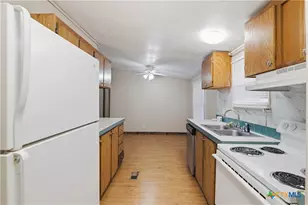 590 Canal Ln, New Braunfels, TX 78130 - Photo 19