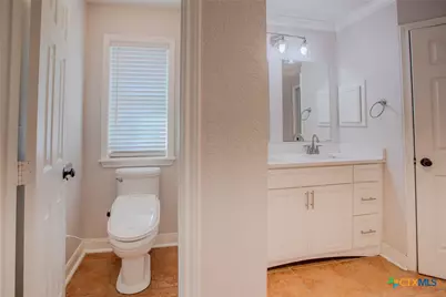 303 Turtle Rock Drive, Victoria, TX 77904 - Photo 25