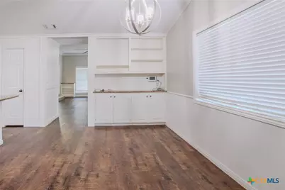 303 Turtle Rock Drive, Victoria, TX 77904 - Photo 13