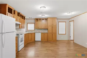 596 Canal Ln, New Braunfels, TX 78130 - Photo 17