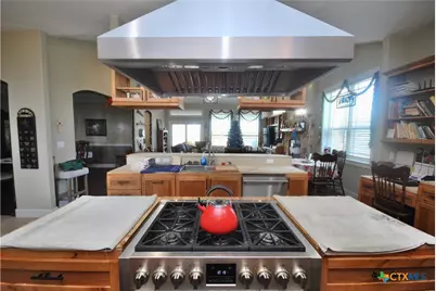 326 County Road 451, Waelder, TX 78959 - Photo 9