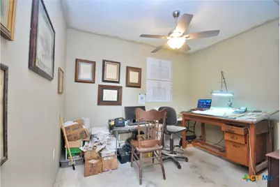 326 County Road 451, Waelder, TX 78959 - Photo 23