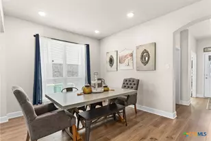 5712 Redfish Ct, Belton, TX 76513 - Photo 17