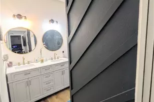 635 E Camp St, New Braunfels, TX 78130 - Photo 15