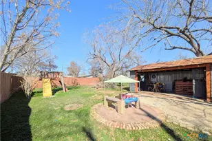 635 E Camp St, New Braunfels, TX 78130 - Photo 45