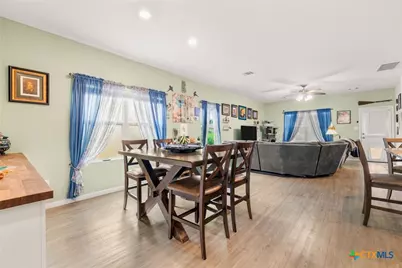 9058 Bowie Ridge, Seguin, TX 78155 - Photo 11