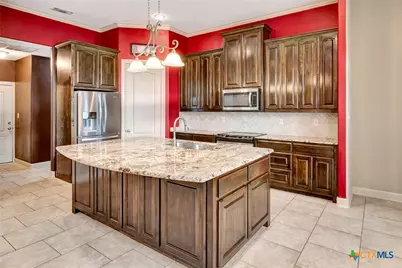 204 Auburn Hill, Victoria, TX 77904 - Photo 5