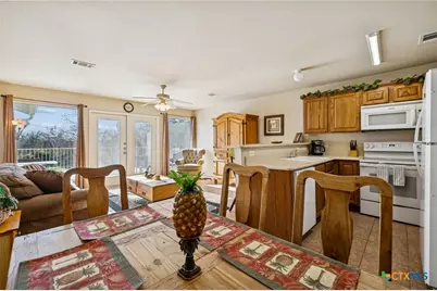 730 E Mather Street #H302, New Braunfels, TX 78130 - Photo 11