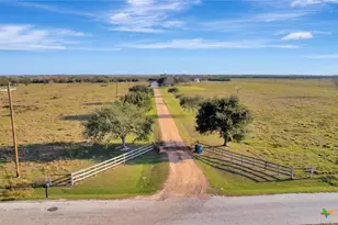 399 Keefe Rd, Victoria, TX 77905 - Photo 29