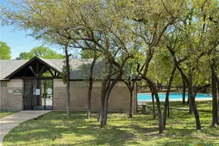 10215 Six Shooter Ln, Temple, TX 76502 - Photo 31