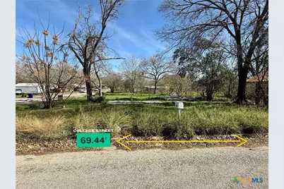 1442 N College Street, Gonzales, TX 78629 - Photo 3