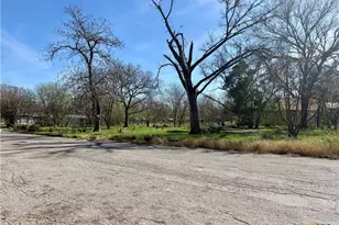 1442 N College St, Gonzales, TX 78629 - Photo 1