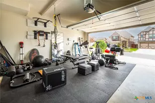 2043 Cowan Dr, New Braunfels, TX 78132 - Photo 3