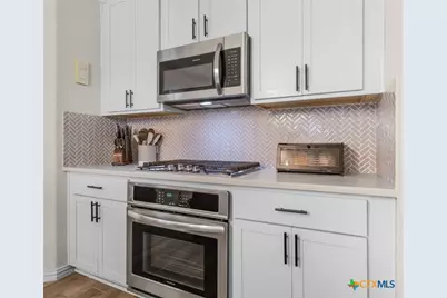 2043 Cowan Drive, New Braunfels, TX 78132 - Photo 13