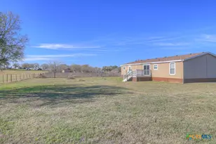 139 Angel Ln, Seguin, TX 78155 - Photo 41