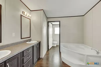 139 Angel Lane, Seguin, TX 78155 - Photo 25